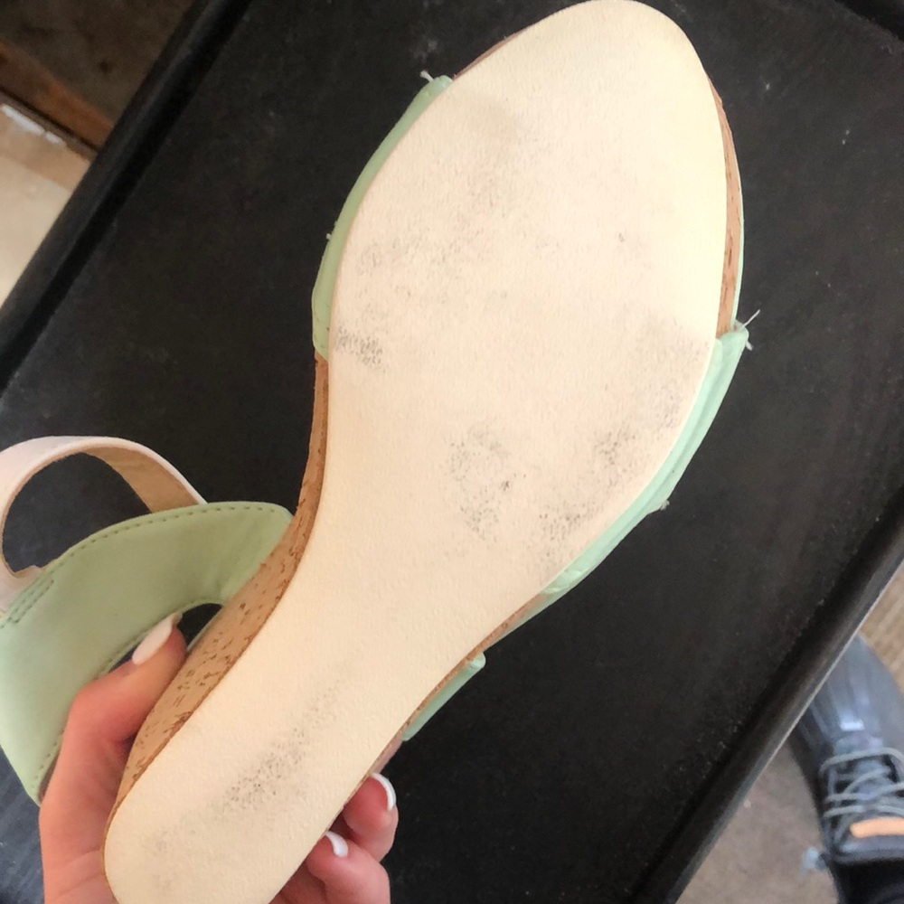 Wedges - Picture 4 of 4